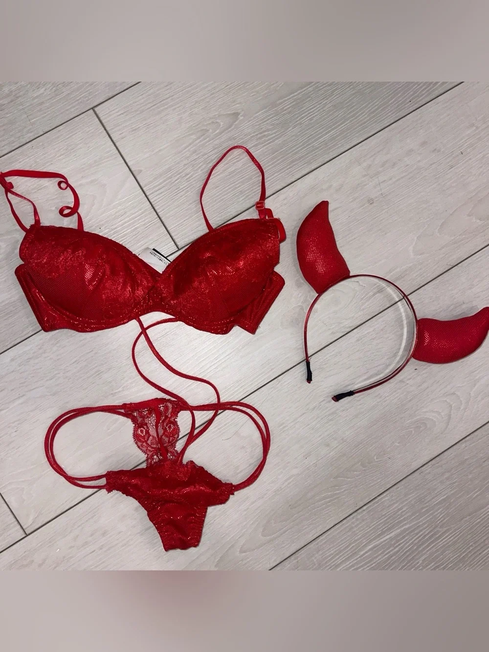 Ravijour Red lingerie set with matching devil headband